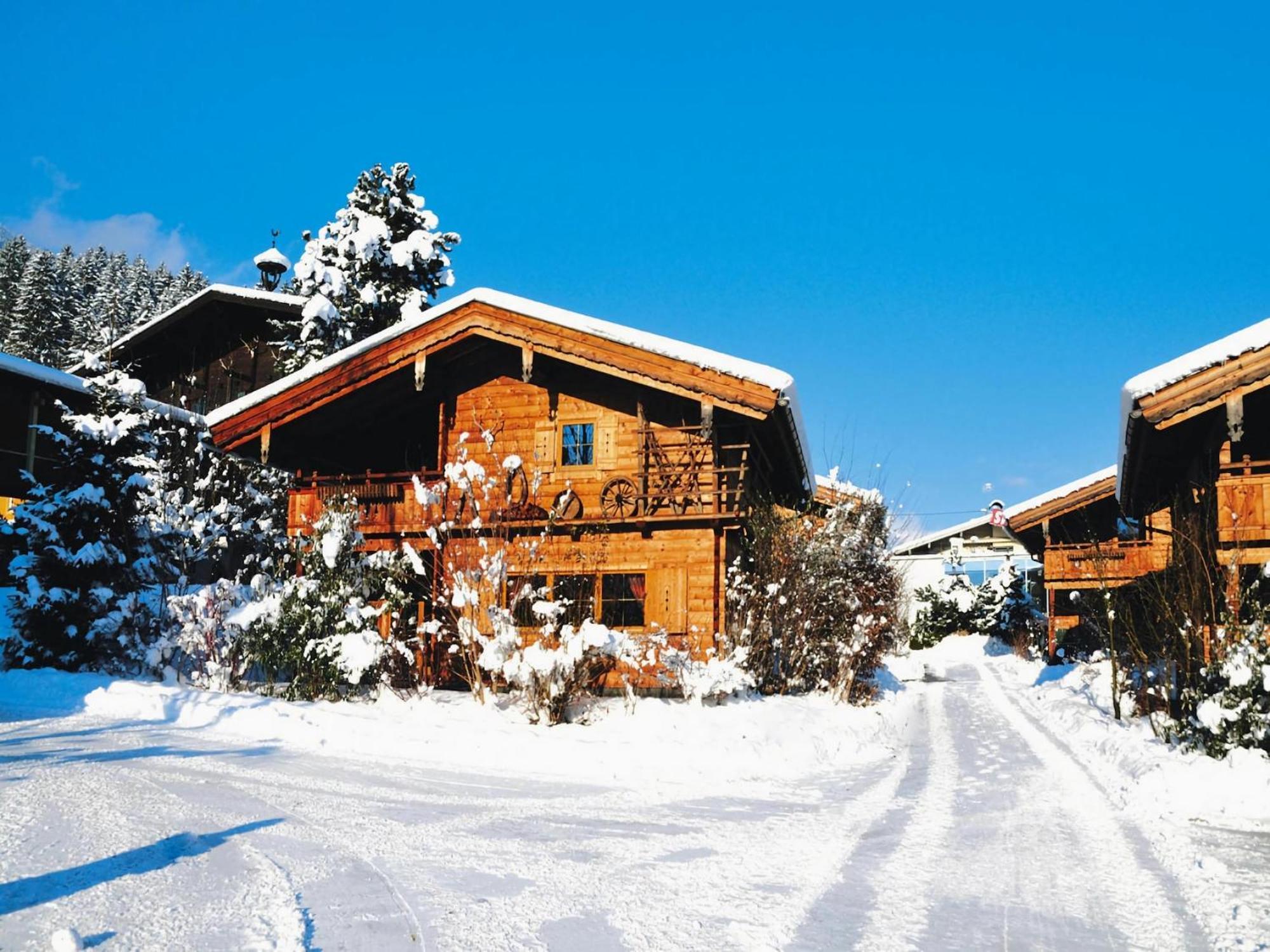 Chalets Almdorf Zillertal F Gen Fügen Esterno foto