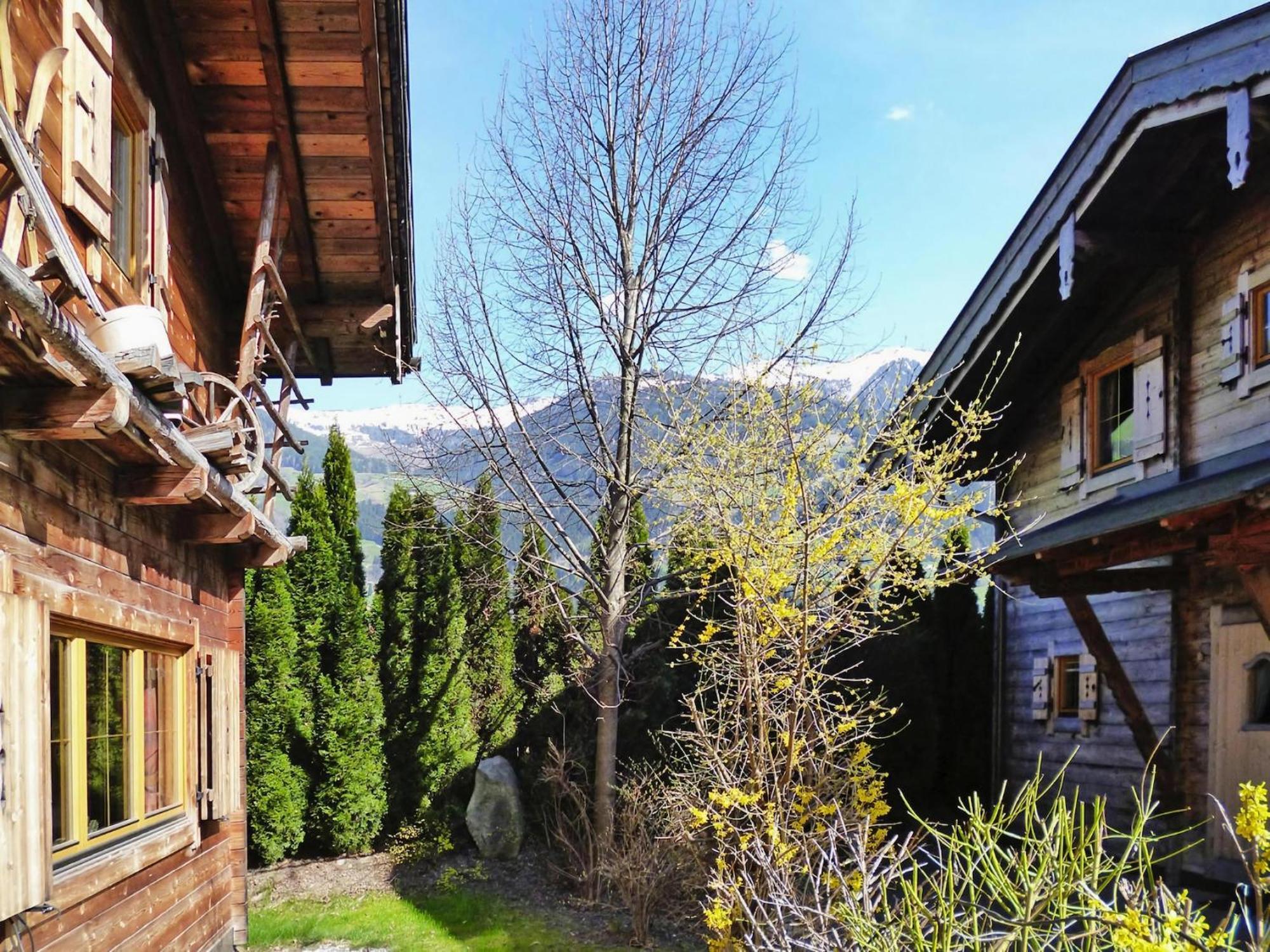 Chalets Almdorf Zillertal F Gen Fügen Esterno foto